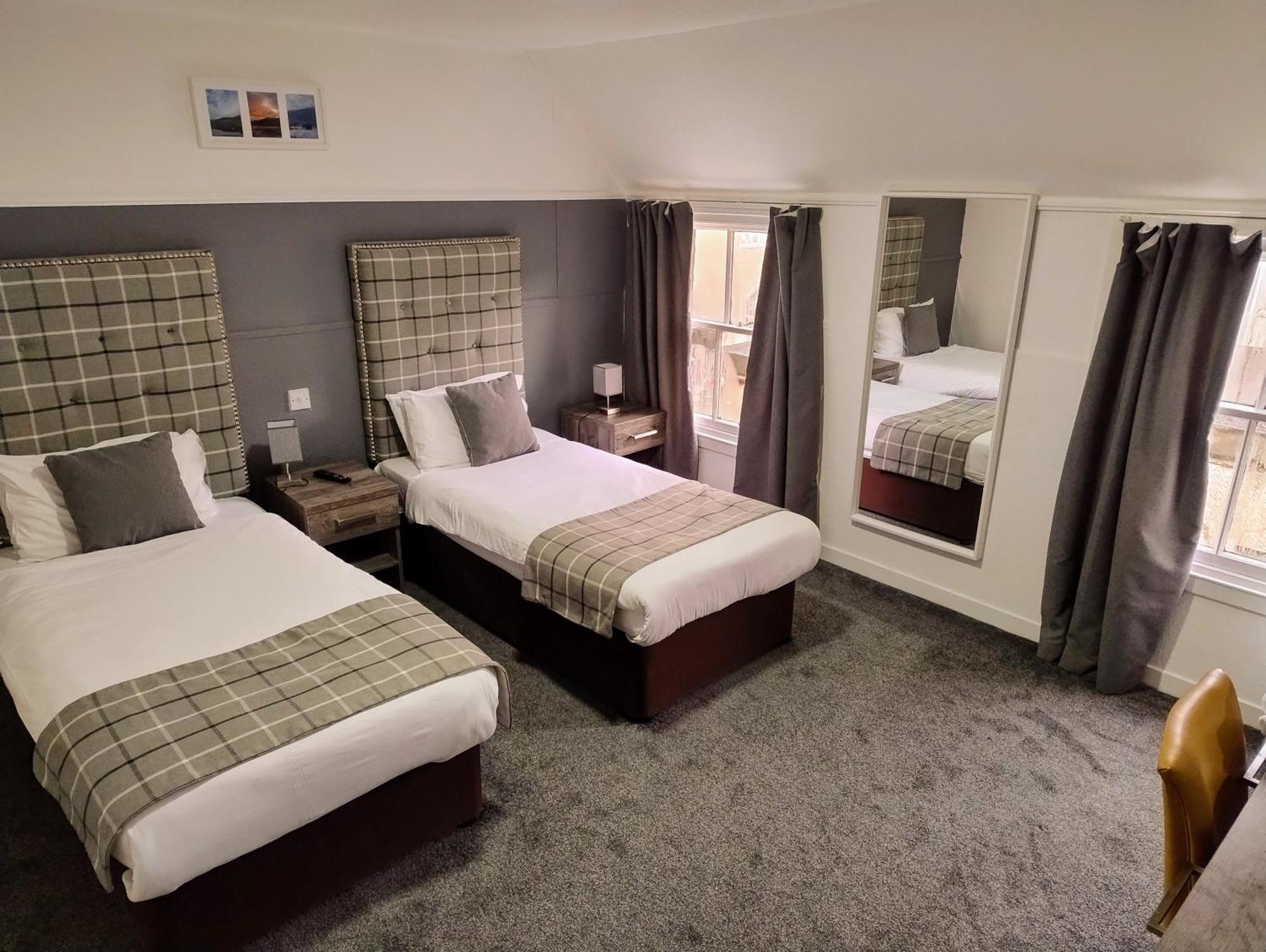 Royal Thurso Hotel Esterno foto